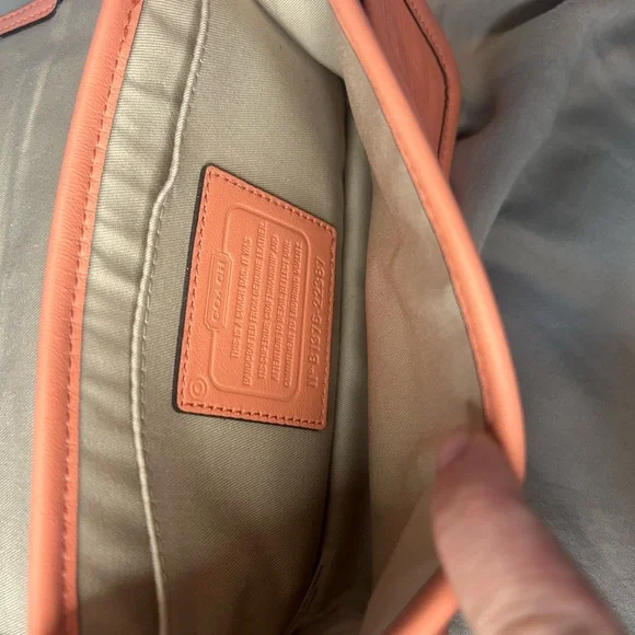 Coach Coral Leather Crossbody Purse Perforated Turnlock Bag - Picture 5 of 8